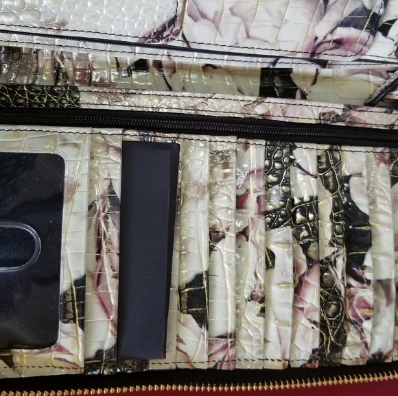 SOLD****Brahmin Eden Melbourne Skyler - Picture 8 of 14